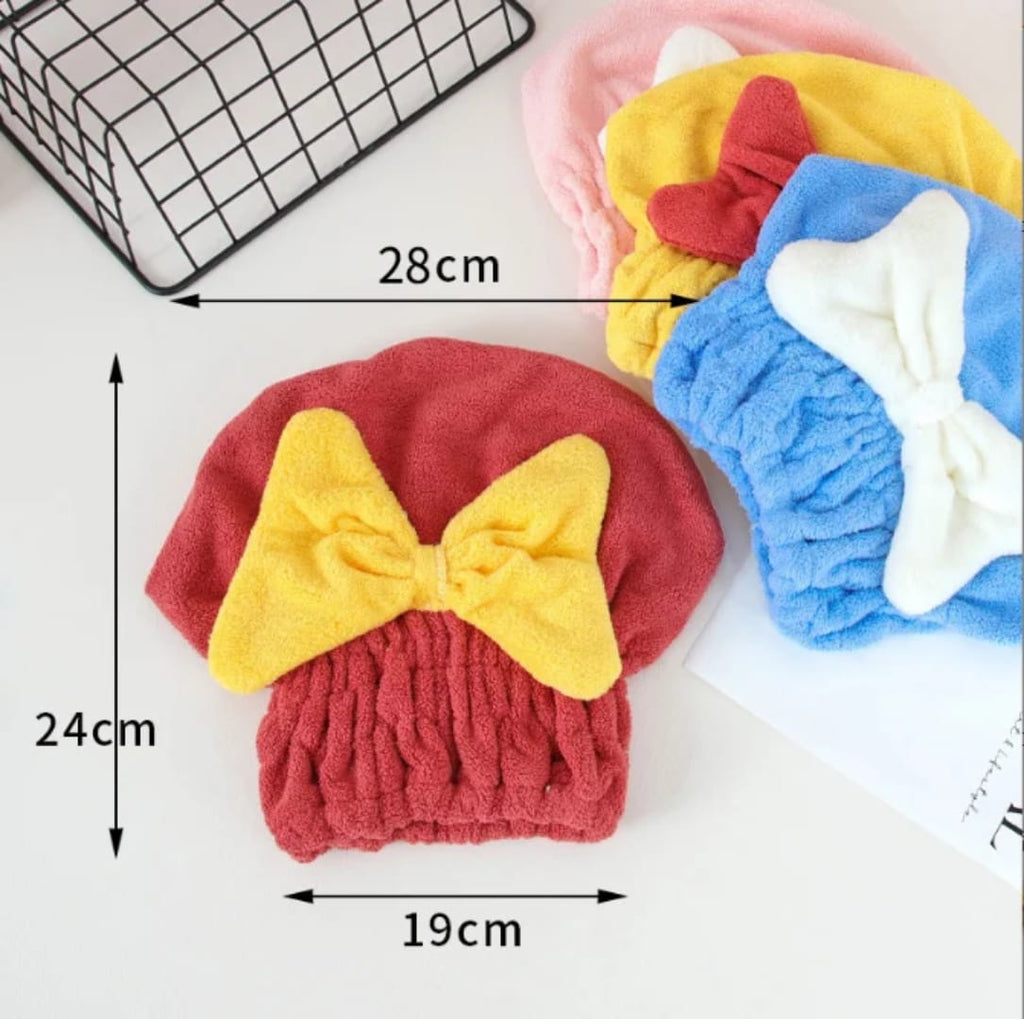 منشفة شعر مايكروفايبر سريعة الامتصاص بربطة على شكل بابوينه — Quick-Dry Microfiber Hair Towel with Bow Tie