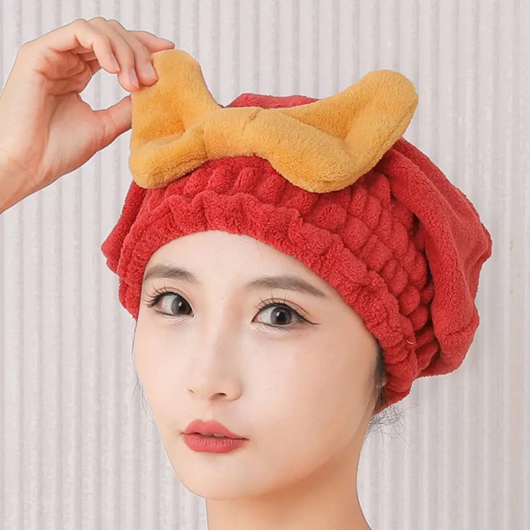 منشفة شعر مايكروفايبر سريعة الامتصاص بربطة على شكل بابوينه — Quick-Dry Microfiber Hair Towel with Bow Tie